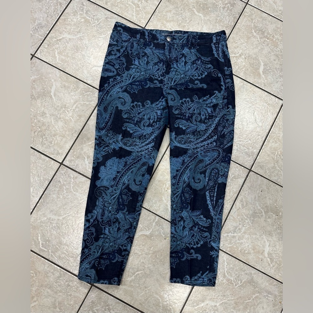 Chico's Blue Paisley Women Jeans